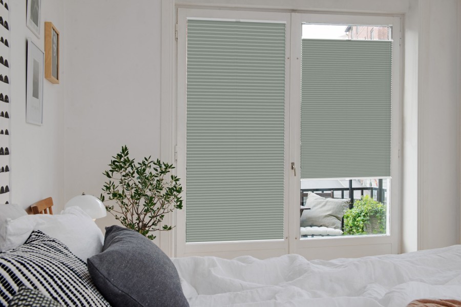 Plissee Wabe Rimano Blackout 4404 Schlafzimmer