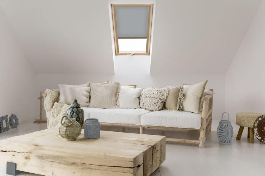 Rollo Levigo 3732 in grau - Dachfenster Wohnzimmer