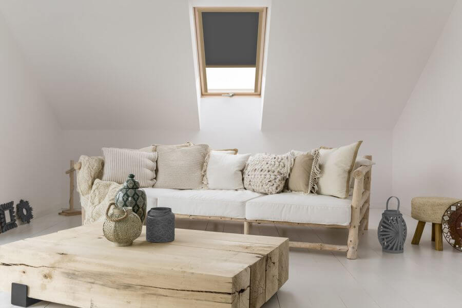 Rollo Levigo 3733 in grau - Dachfenster Wohnzimmer