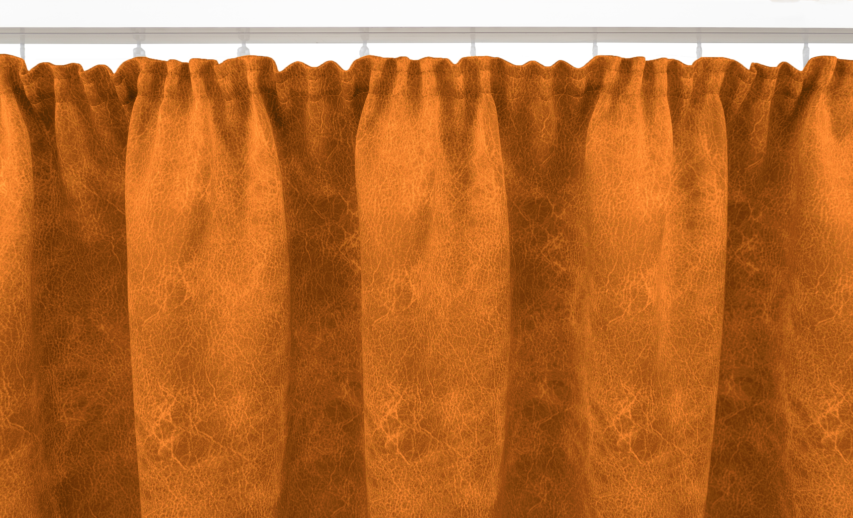 Orange Kräuselband Aufhängung